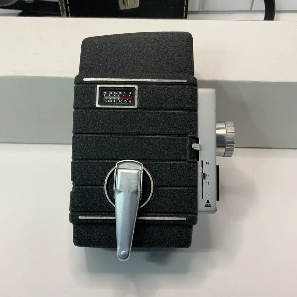 Bell & Howell Vintage 8mm Movie Camera Electric Eye with Case untested